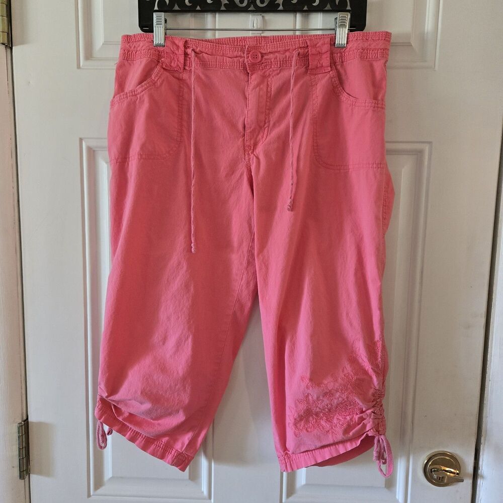 Faded Glory Capri Pants Women's Size 12 Pink Cropped Capris Embroidered Vintage